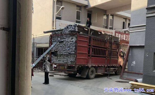 物流公司货车图片5